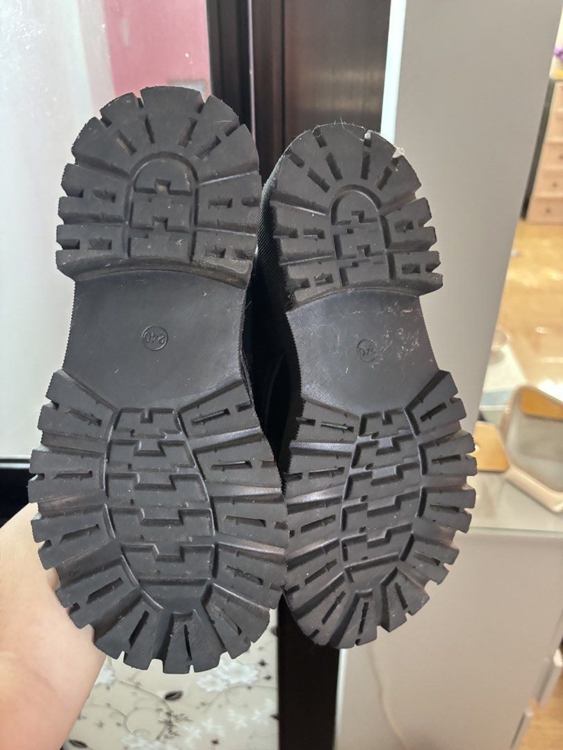 Black Combat Boots (Category: Boots) located in Agdangan. Submitted by mxpnzin (Listing ID 1421963264, Image 3). Description: Boots bought from the orange app Size : 8 RFS : Decluttering Lowest price already Location : Cabuyao, Laguna.