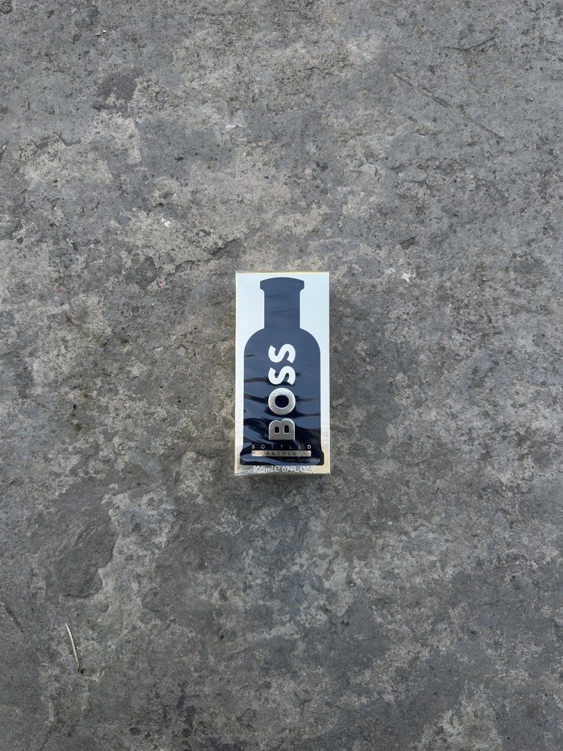 Boss Bottled Absolute 200ml (Category: Fragrance & Deodorants) located in Manila. Submitted by fromtheflea (Listing ID 1421942784, Image 2). Description: boss bottled absolu 2OO ml brand new in box ; sealed authentic; fragrantica’s fragrance of the year for 2024 Php 1O,OOO w/ free shipping within PH 1OOml of this perfume goes for 9.5k in Rustans note: bottle in photo is my own bottle; im selling my extra bottle .