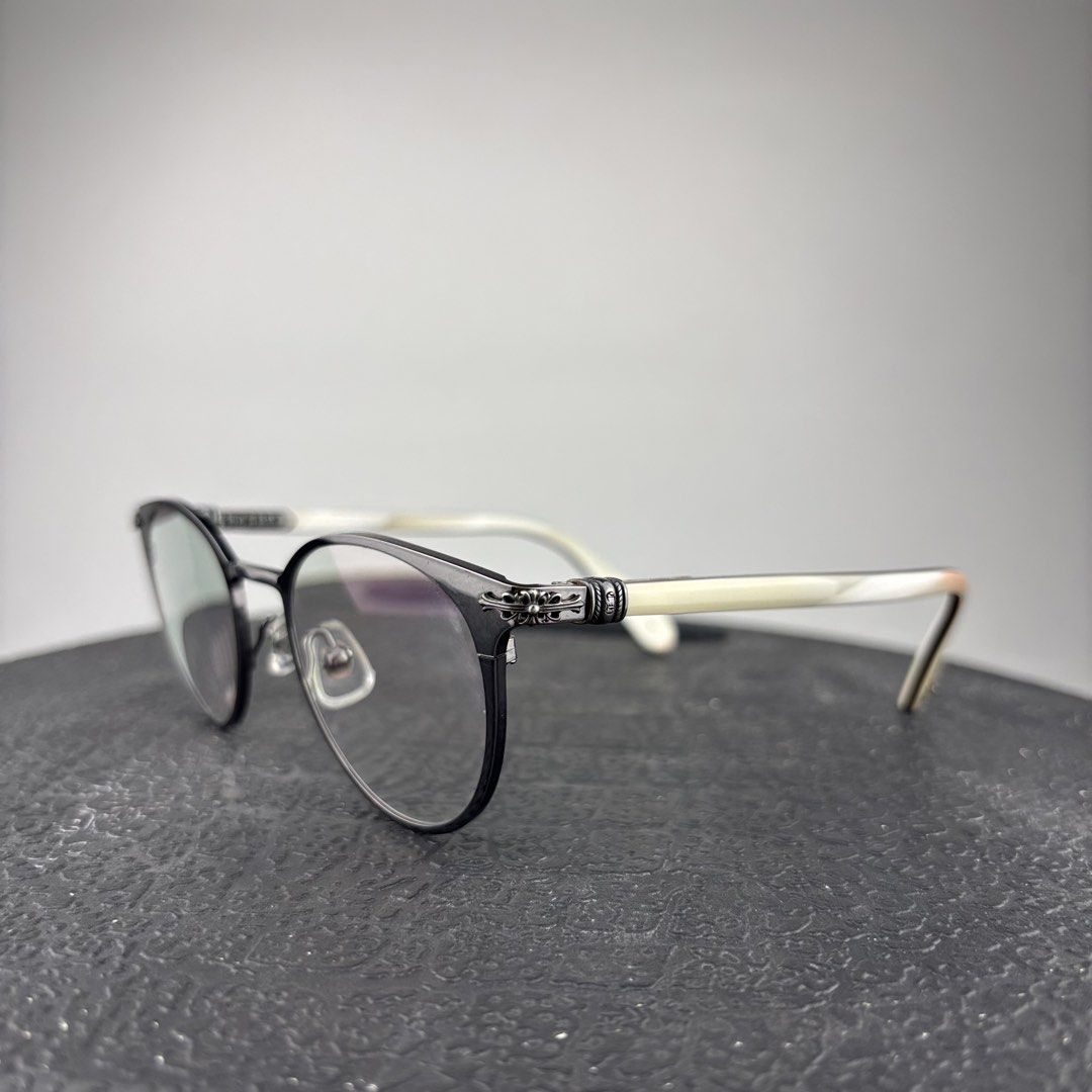 Chrome Hearts Morning Shake Glasses (Category: Luxury Accessories) located in Makati City. Submitted by ragrepository (Listing ID 1422054783, Image 2). Description: Chrome Hearts Graded lens Condition- 9/10 Flaw- None .