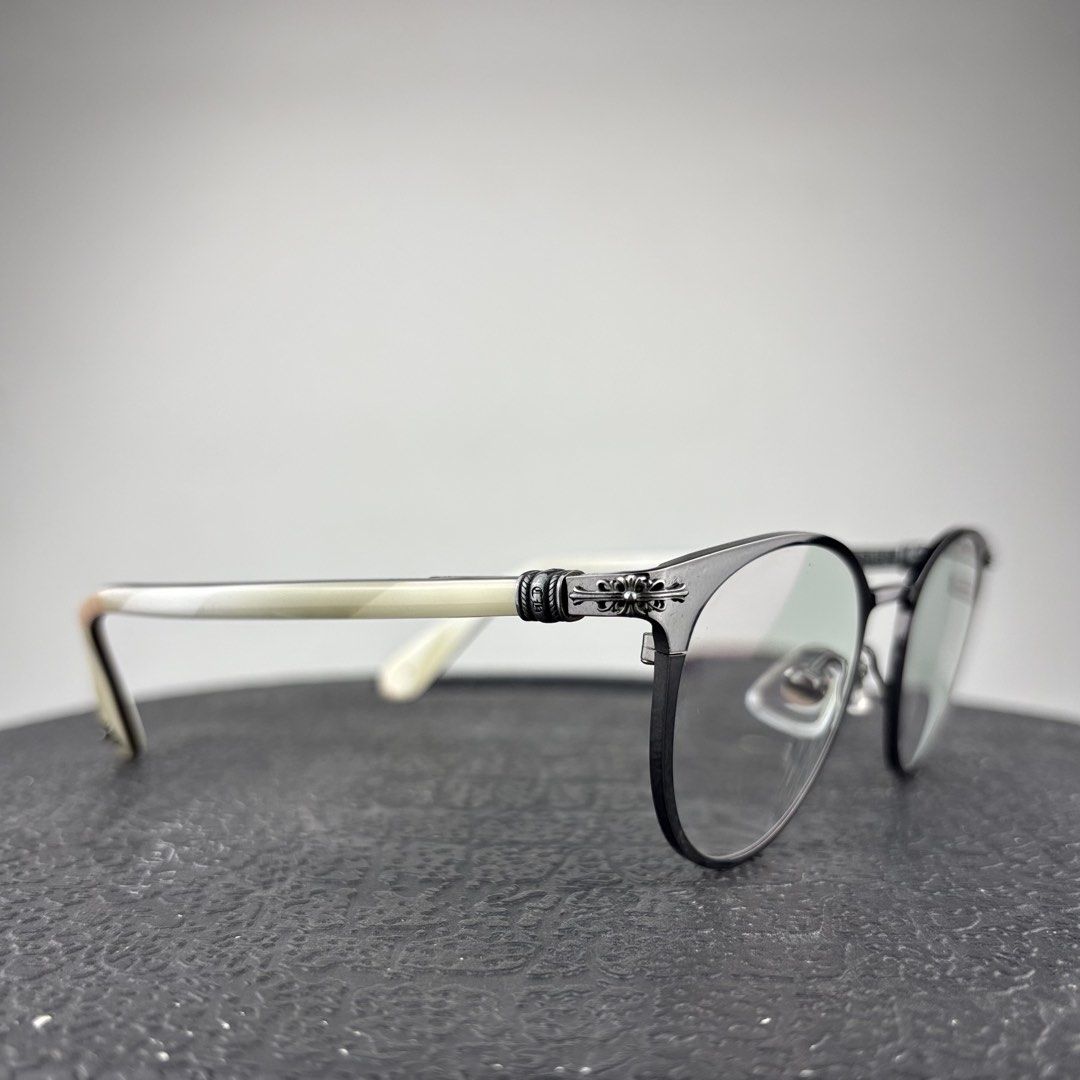 Chrome Hearts Morning Shake Glasses (Category: Luxury Accessories) located in Makati City. Submitted by ragrepository (Listing ID 1422054783, Image 1). Description: Chrome Hearts Graded lens Condition- 9/10 Flaw- None .