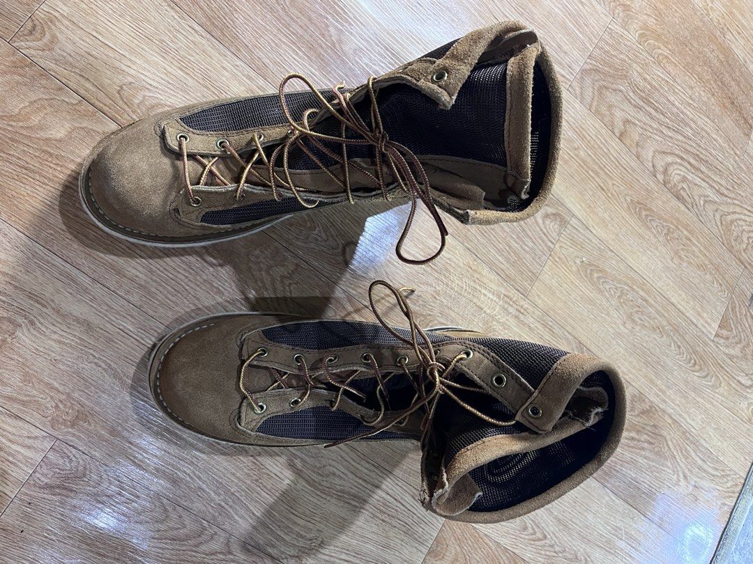 Danner Boots (Category: Boots) located in Zamboanga. Submitted by alterramz08 (Listing ID 1422072478, Image 3). Description: Danner boots Size 10 Verygood Condition No sole pad Price : 1,500Pesos Danner boots in brown. Features a suede and mesh upper with lace-up closure. The boots have a sturdy sole and a padded interior. The size is 10 EE. The insole measures approximately 30cm..