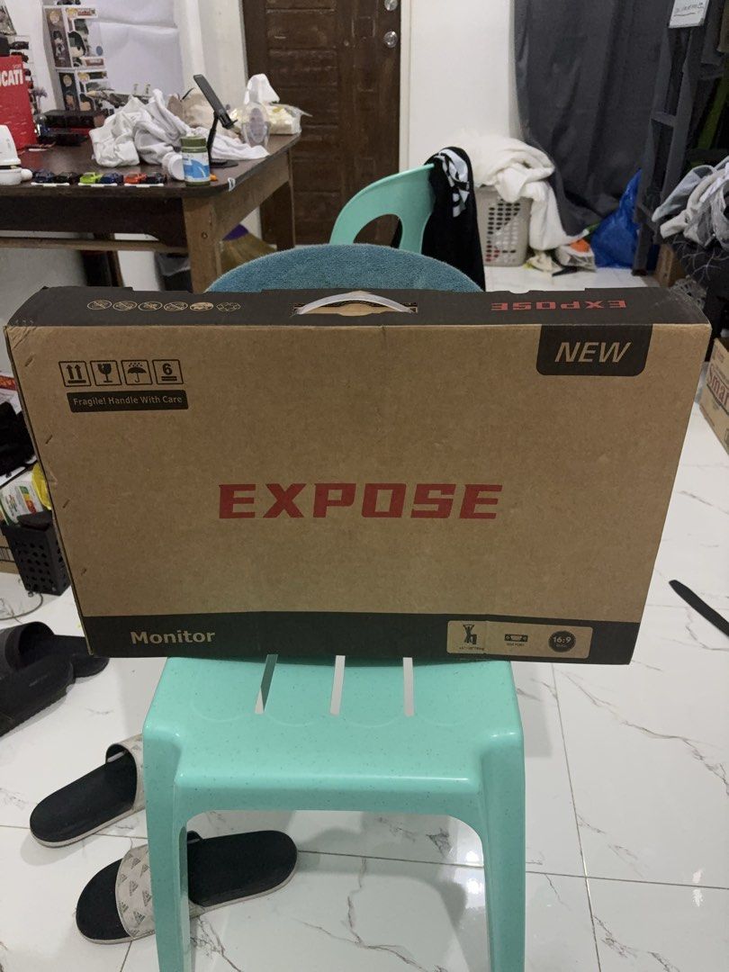 Expose Monitor (Category: Monitor Screens) located in Binalonan. Submitted by akikido (Listing ID 1422024590, Image 1). Description: - Brand new black monitor - Includes original box - Comes with stand, power cable, hdmi - Protective foam packaging included - Box clearly labeled "Monitor".