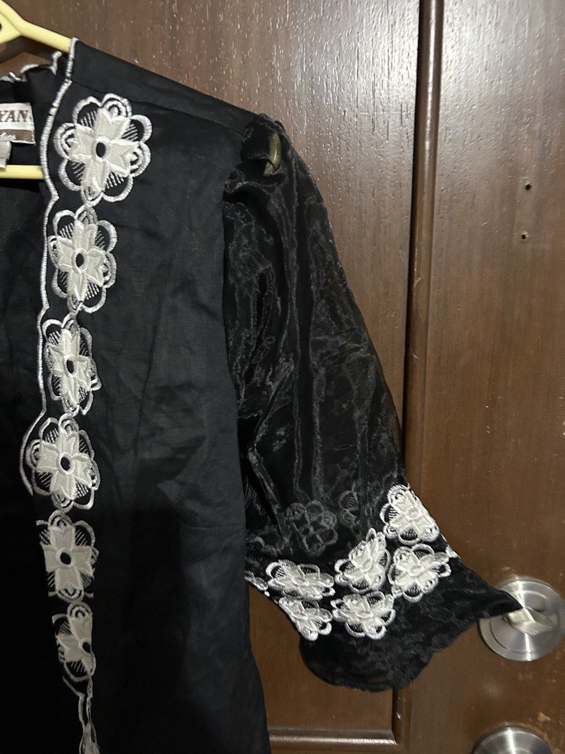 Filipiniana Black Blouse (Category: Blouses) located in Manila. Submitted by yuShin09 (Listing ID 1422032281, Image 2). Description: - Shayan Ladies black blouse fits medium to semi large - White floral embroidery - Linen fabric - Sheer sleeves - Size M - Perfect for special occasions.