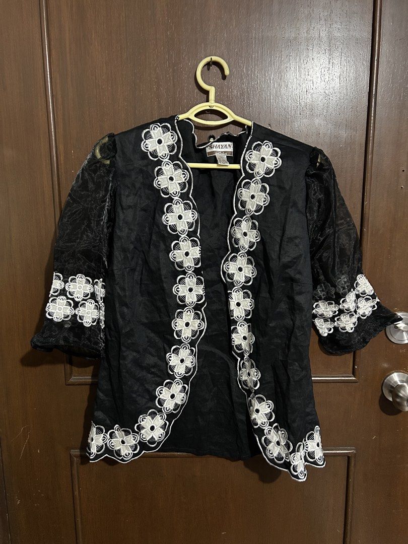 Filipiniana Black Blouse (Category: Blouses) located in Manila. Submitted by yuShin09 (Listing ID 1422032281, Image 1). Description: - Shayan Ladies black blouse fits medium to semi large - White floral embroidery - Linen fabric - Sheer sleeves - Size M - Perfect for special occasions.