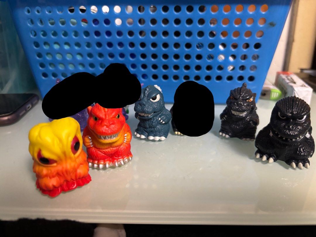 Godzilla mini sofvi （分類：手辦雕像）位於 Hong Kong。 由 franklin114514 提交（商品編號 1421889477，圖片 1）。簡介： 30@1 要3隻以上25@1 全要20@1。