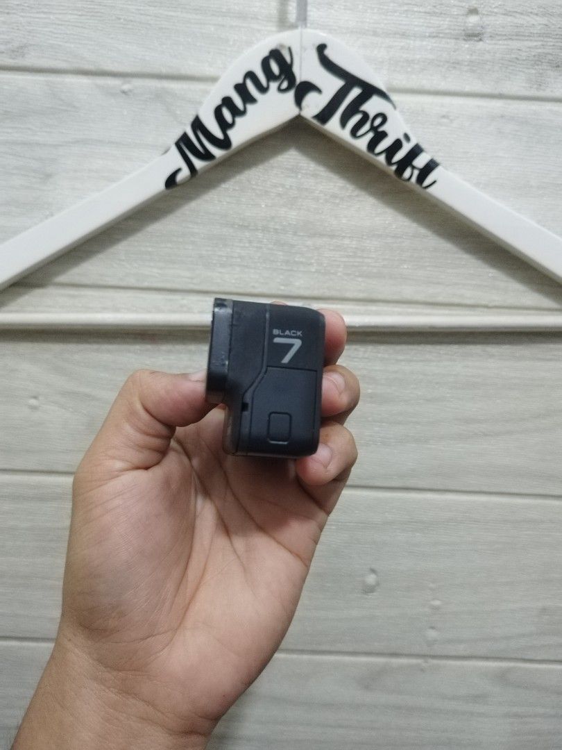 GOPRO HERO 7 BLACK(ISSUE MB) (Category: Cameras) located in Sorsogon. Submitted by mang_thrift2 (Listing ID 1422005109, Image 3). Description: GP7BLACK ISSUE MOTHER BOARD PINACHECK NA KAY HERO MOTO(GO PRO TECH) DI KAYA BAGONG BOARD 7K MAIN ISSUE MOTHER BOARD ONLY THE REST WORKING PANG PYESA.