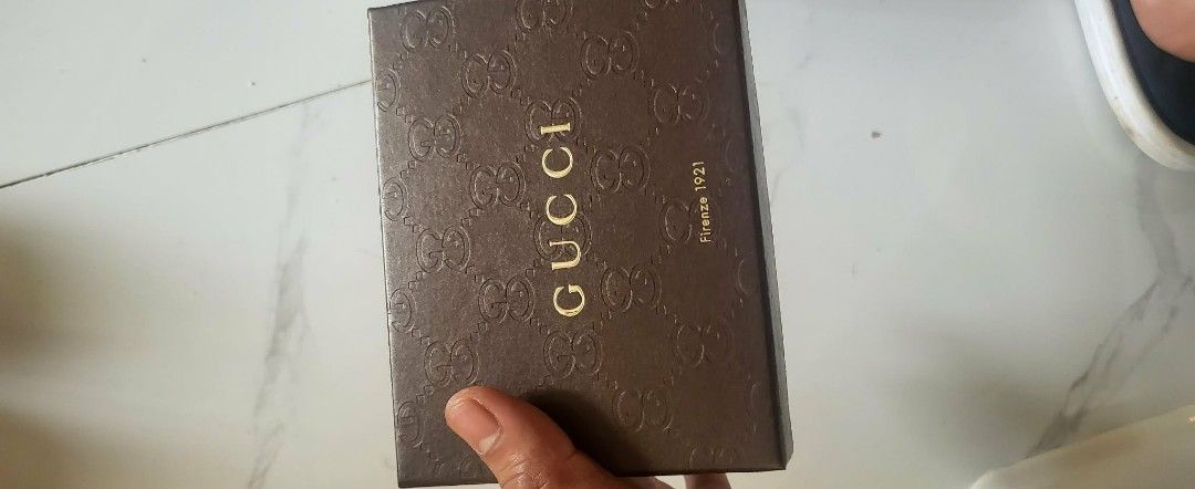Gucci Microguccissima Bifold Wallet (Category: Luxury Bags & Wallets) located in Mandaluyong City. Submitted by nvdluxurygoods (Listing ID 1422037981, Image 2). Description: - Authentic Gucci wallet - Features Microguccissima pattern - Multiple card slots - Bill compartment - Comes with original box - Box has Gucci logo and "Firenze 1921" nationwide shipping Pm for inquiries.