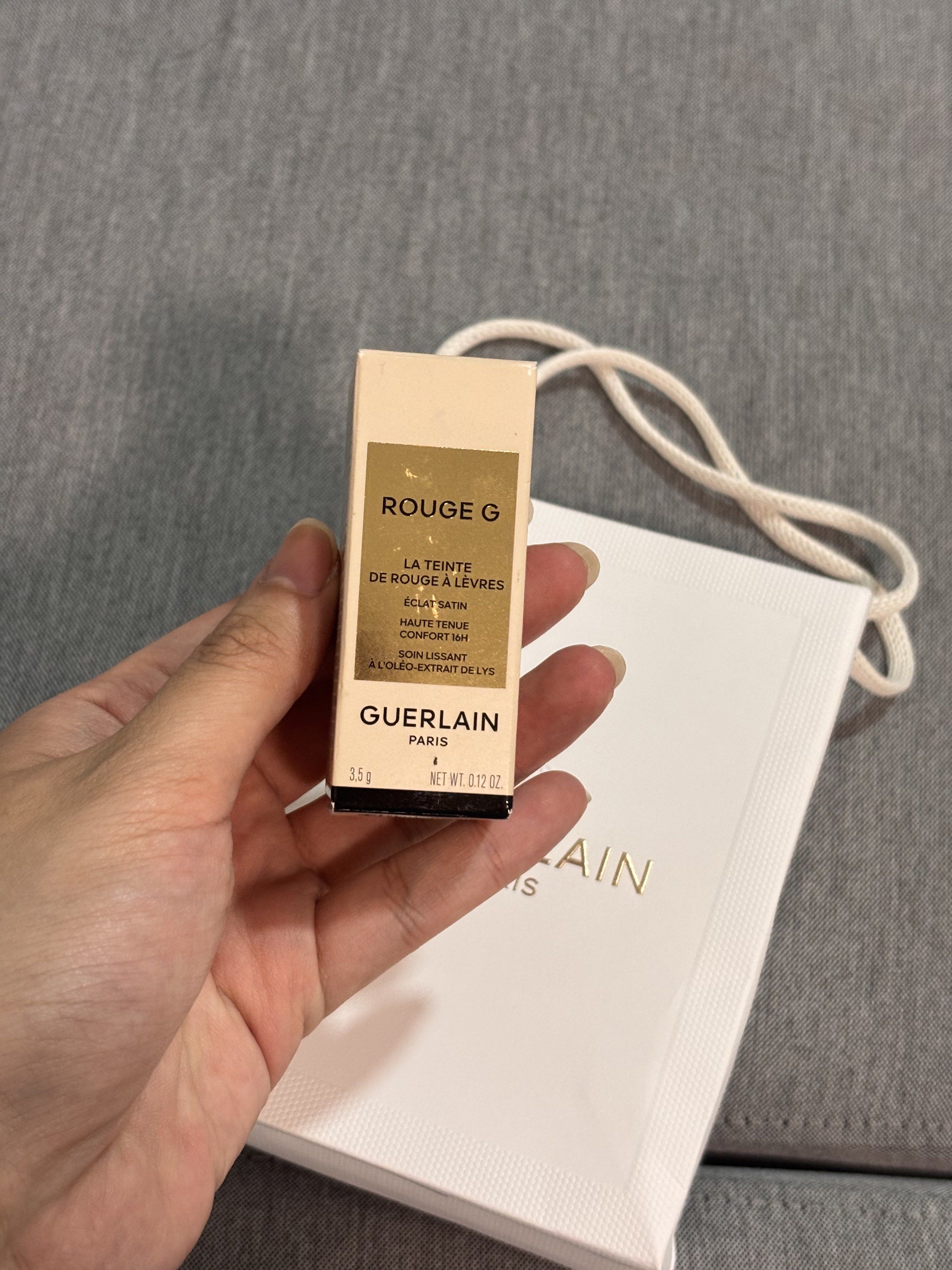 Guerlain 409 Le Rose Indien Lipstick (Refill) (Category: Makeup) located in Quezon City. Submitted by shopwithfrance (Listing ID 1422069208, Image 2). Description: - Authentic Guerlain Rouge G Satin Lipstick - Shade: 409 Le Rose Indien - Includes: - Original Box - Guerlain Paper Bag - Receipt from Rustan's Makati - Size: 3.5g FREE: EOS LIPBALM.
