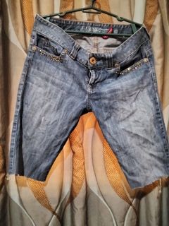 (Category: ) located in . Submitted by dangpreloved01 (Listing ID 1421971618, Image 1). Description: .