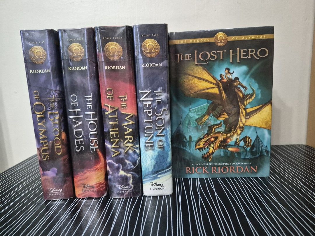 Heroes of Olympus Hardbound Boxset (Category: Storybooks) located in Cainta. Submitted by gerlaystreasures (Listing ID 1422080611, Image 2). Description: Horoes Of Olympus Hardbound boxset With dust Jacket Very well stored and kept RFS: Fund sourcing and to free-up space - Complete Heroes of Olympus box set - Includes all 5 books: - "The Lost Hero" - "The Son of Neptune" - "The Mark of Athena" - "The House of Hades" - "The Blood of Olympus" - By 