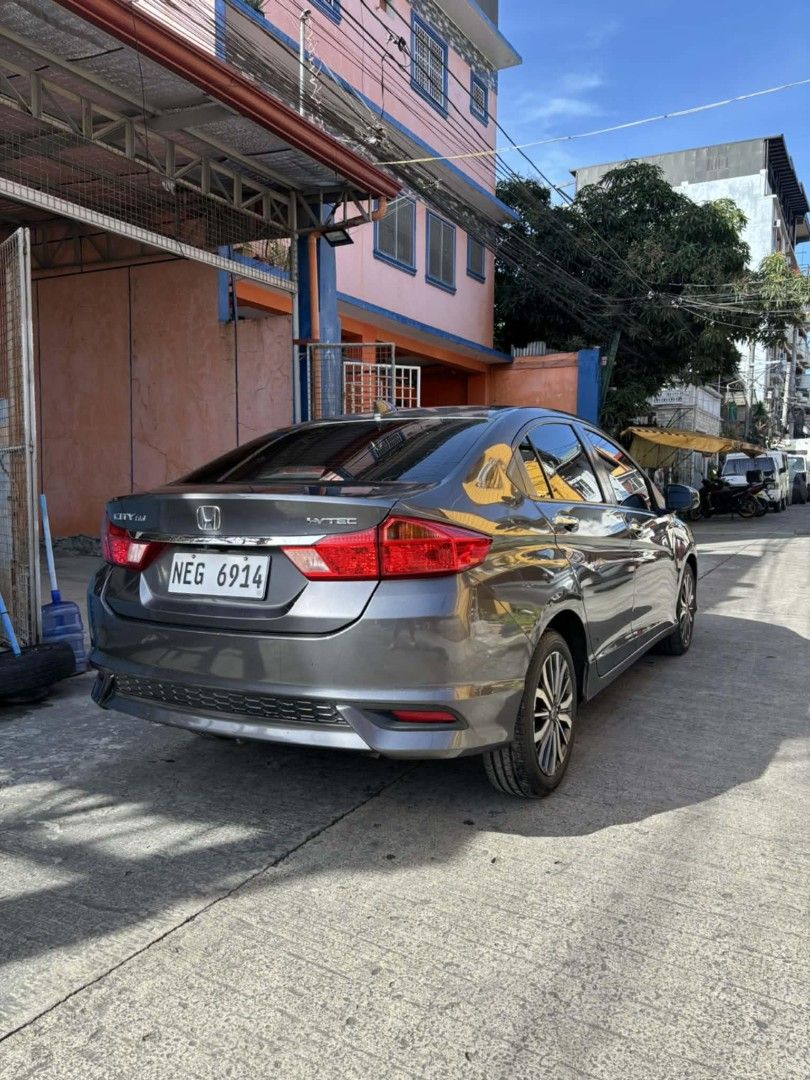 HONDA CITY VX NAVI Auto (Category: Used Cars) located in Muntinlupa City. Submitted by ernie.velasquez (Listing ID 1422001283, Image 2). Description: FOR SALE/TRADE IN/FINANCING FAST & SURE APPROVAL!!! Kahit may replivin!! Php 19,762 - 3 yrs amort Php 16,312 - 4 yrs amort Unit Price Php 600k nego if cash Chattel fee - FREE Transfer of OR/CR - FREE VIEWING ADDRESS: Pls waze .... EVG GARAGE (Blk 9 Lot 8 mabolo st treelane subd putatan munt city) HO