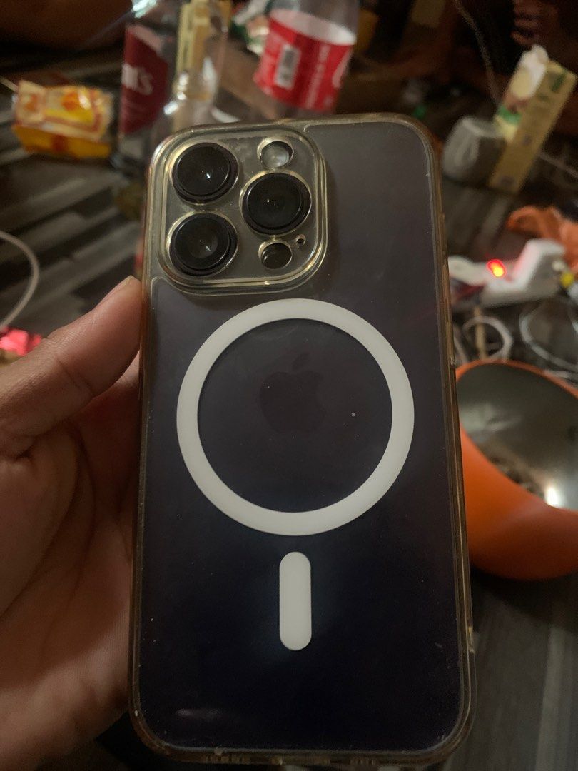 Ip 14pro (Category: iPhone 14 Series) located in Kuala Lumpur. Submitted by vw5tr55nbd73314 (Listing ID 1422002267, Image 2). Description: Phone only Battrey heal 79% Area cheras.