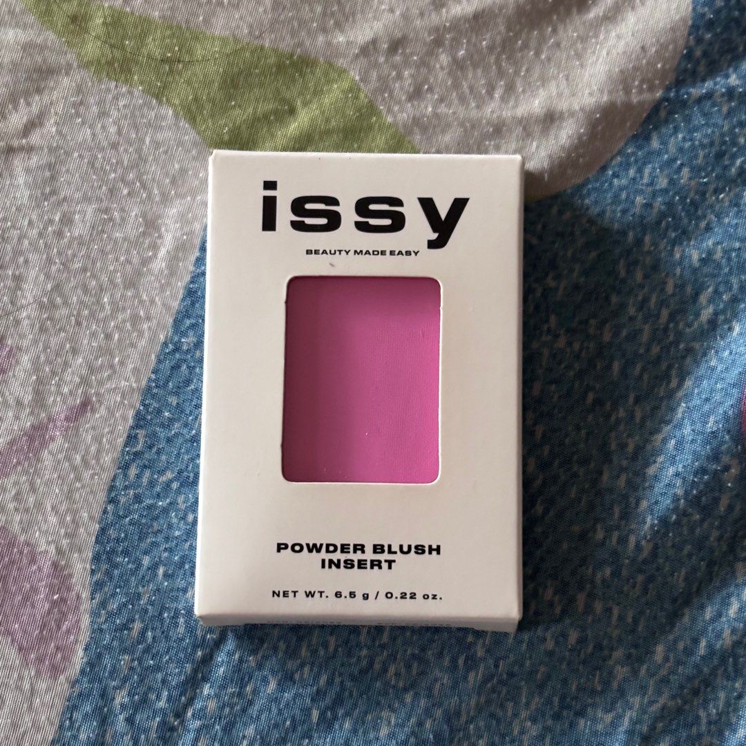 Issy Powder Blush Shade Puff (Category: Makeup) located in Quezon City. Submitted by ddeonz (Listing ID 1421957048, Image 1). Description: New and never used. Extra only.