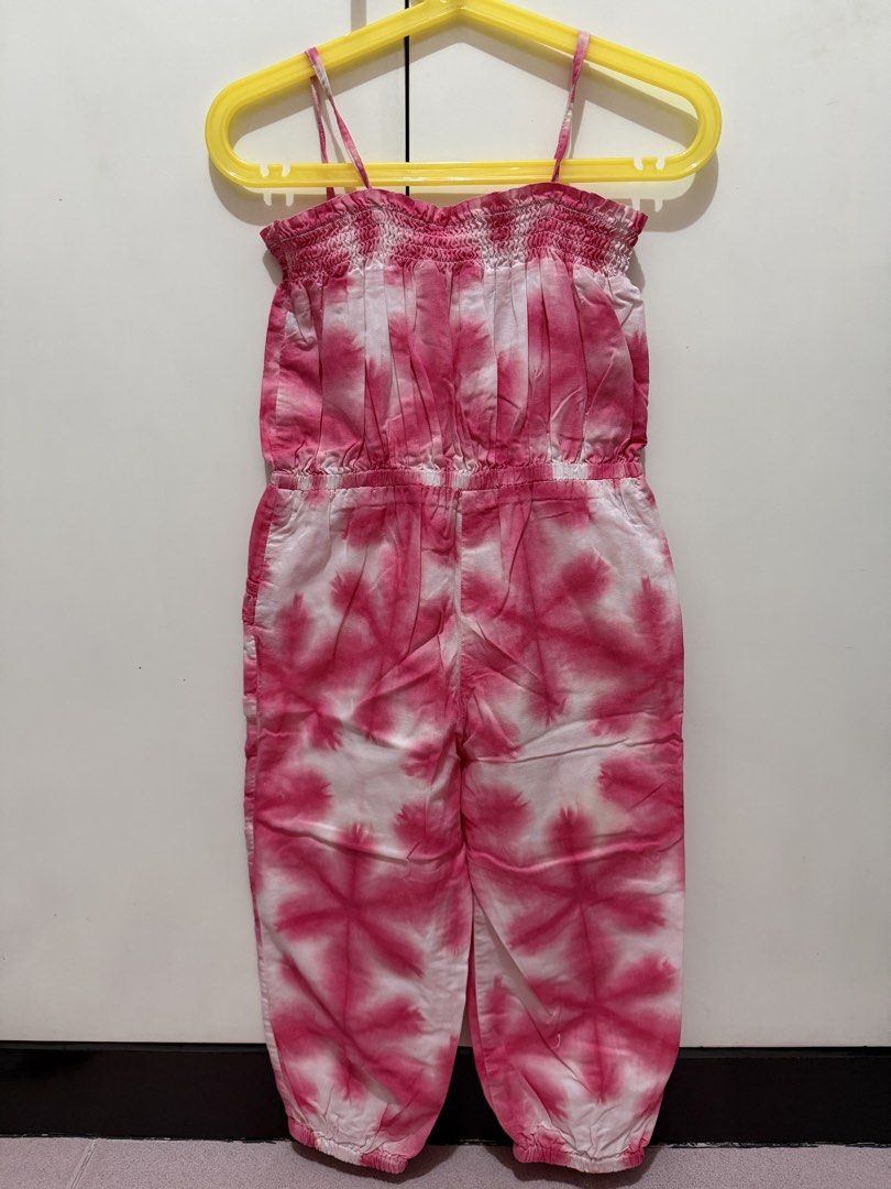 Janie and Jack Dress - Size 4 (Category: Babies & Kids Fashion) located in Marikina City. Submitted by satorrel (Listing ID 1421945233, Image 2). Description: - Janie and Jack dress, size 4 - Features a vibrant pink and white tie-dye design - Lightweight fabric, ideal for warm weather.
