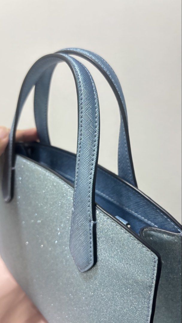 Kate Spade New York Tinsel Glitter (Category: Cross-body Bags) located in Manila. Submitted by estheregg (Listing ID 1421956755, Image 3). Description: Good as new. Seldom used. Decluttering.