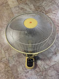 (Category: ) located in . Submitted by calbees (Listing ID 1422021972, Image 1). Description: .
