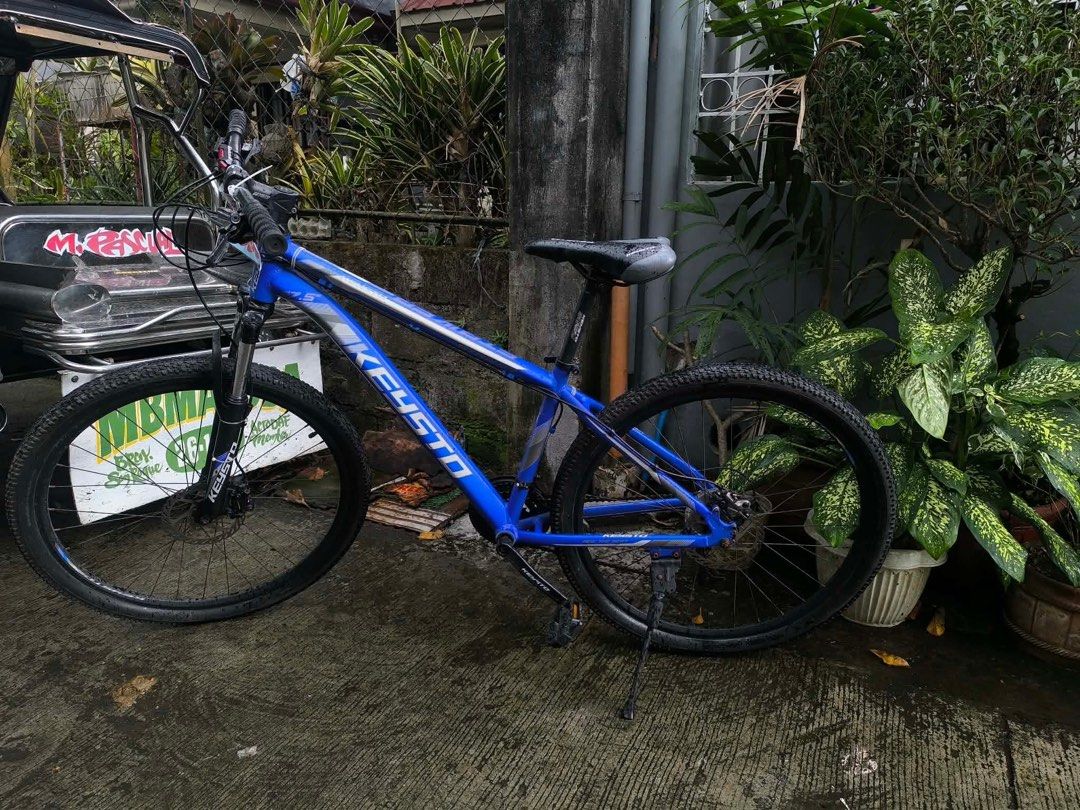 Keysto Mountain Bike - Blue (Category: Bicycles) located in Antipolo. Submitted by caroline819 (Listing ID 1421994378, Image 1). Description: - Keysto mountain bike - Color: Black and Blue - Features: - Disc brakes - Front suspension - Comfortable saddle - Ready to ride - Includes kickstand.