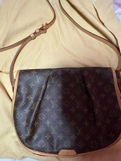 (Category: ) located in . Submitted by mosaicph (Listing ID 1422007280, Image 1). Description: .