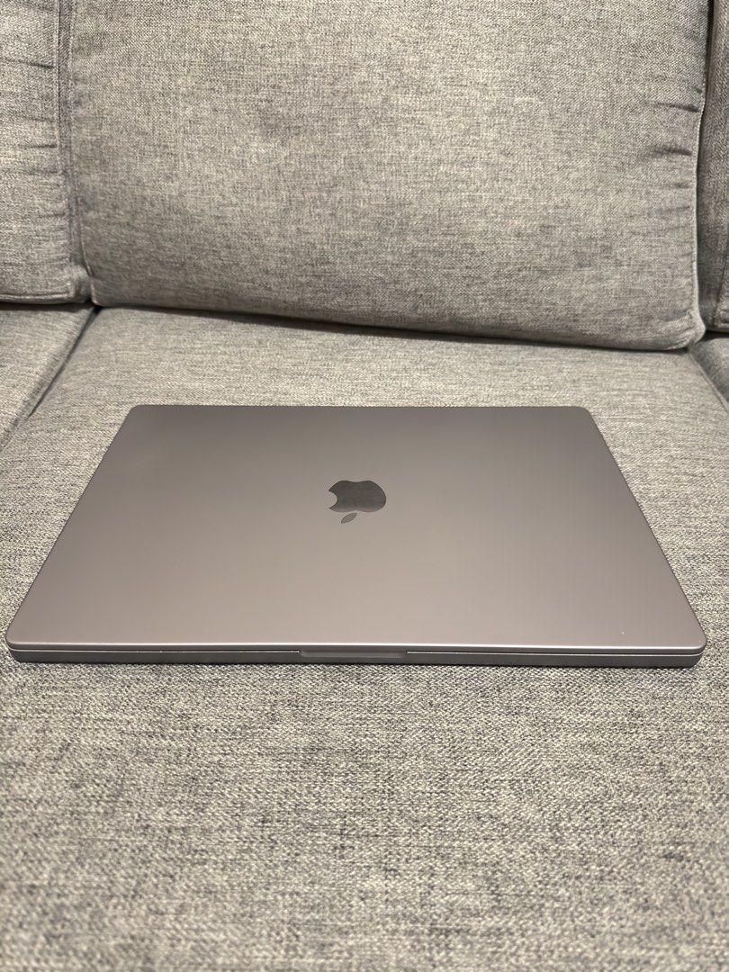 MacBook Pro 16” M1 Pro – 16GB RAM 512GB SSD (Category: Laptops & Notebooks) located in Cainta. Submitted by dj_tom (Listing ID 1422048549, Image 2). Description: FOR SALE MacBook Pro 16” M1 Pro – 16GB RAM / 512GB SSD • Purchased: July 2022 • Cycle Count: 28 • Battery Health: 100% • Color: Space Gray • macOS Tahoe 26.3 • With matte screen protector P54,999 FIXED PRICE!! Applications Installed: • Serato DJ Pro Suite 3.2.2 • Final Cut Pro 11.1.1 • M