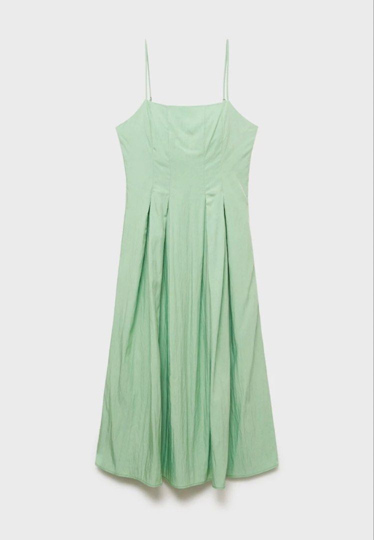 Mango Dress - Green Brandnew (Category: Dresses) located in Cainta. Submitted by raldz15 (Listing ID 1421985365, Image 3). Description: FOR SALE❗️ Mango dress with pleats- green - BRANDNEW with tag ✅ - Complete with paper bag - Selling only for 2k pesos 💰 Negotiable for sure buyer only 😊 Meetup : within Cainta area or halfway Shipping: shoulder ni buyer .