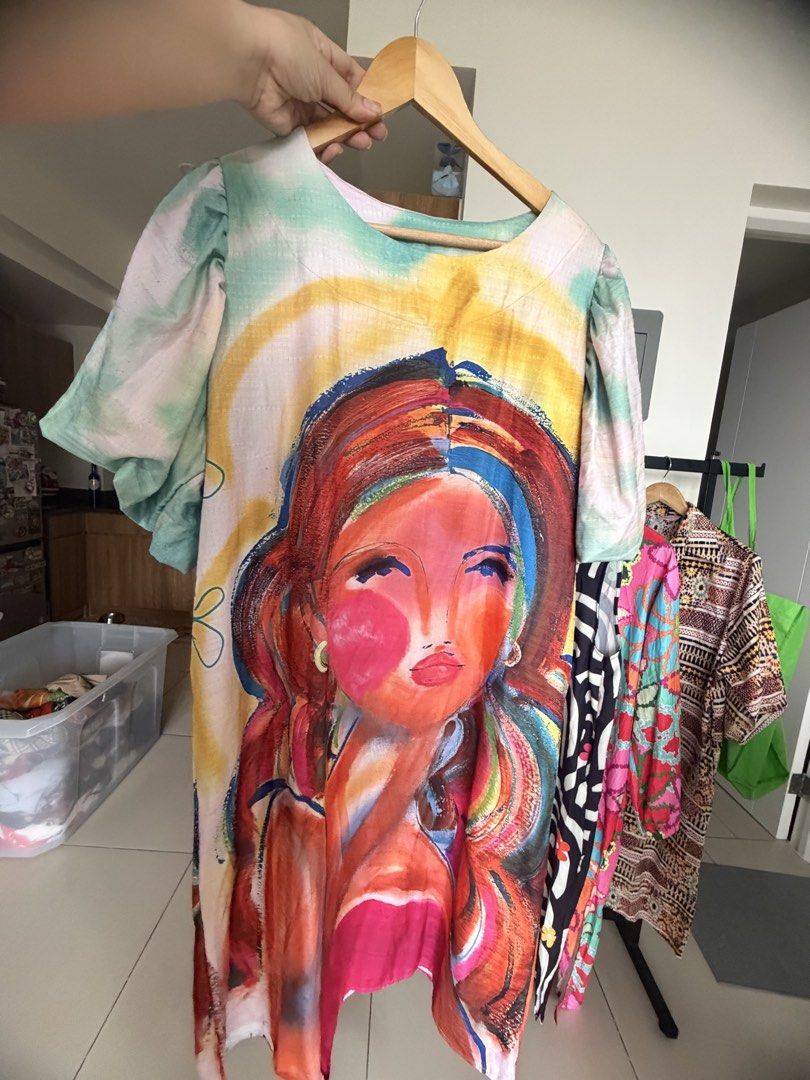 MAXI OVERSIZED Printed Kaftan Dress (Category: Dresses) located in Mandaluyong City. Submitted by mindfully_decluttering (Listing ID 1421989467, Image 3). Description: L-XXL ₱410 each design.