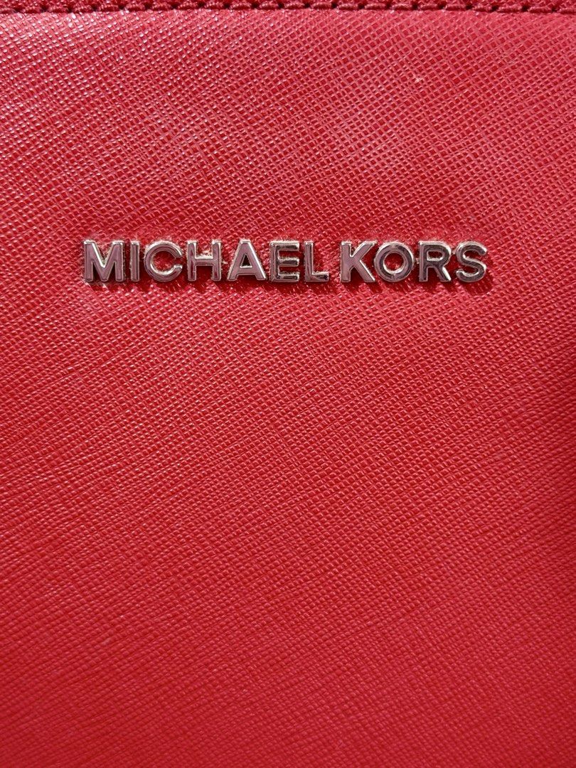 Michael Kors Red Satchel Bag (Category: Luxury Bags & Wallets) located in Las Pinas. Submitted by mjm21 (Listing ID 1421946626, Image 3). Description: Original Michael Kors Selma Saffiano Red Bag Medium Bag Like brand new. Used twice only. .