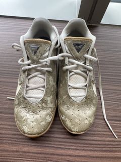 (Category: ) located in . Submitted by sneakerhead45 (Listing ID 1421942035, Image 1). Description: .