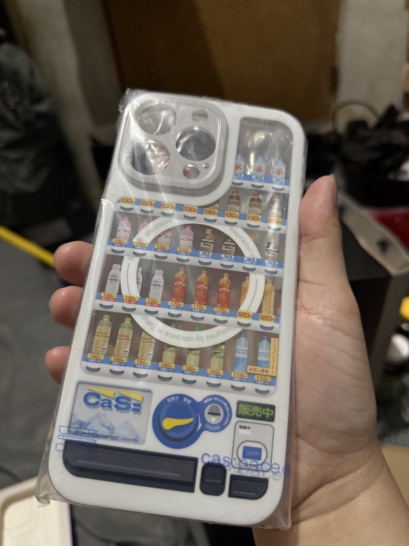 Original cas:pace case iphone 16 pro max (Category: Cases & Sleeves) located in Pasay City. Submitted by dnpbt (Listing ID 1421942402, Image 1). Description: With receipt. Orig price is 2,400. Bought on Feb 8 only. .