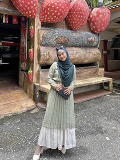 (Category: ) located in . Submitted by izzatea3 (Listing ID 1421990820, Image 1). Description: .