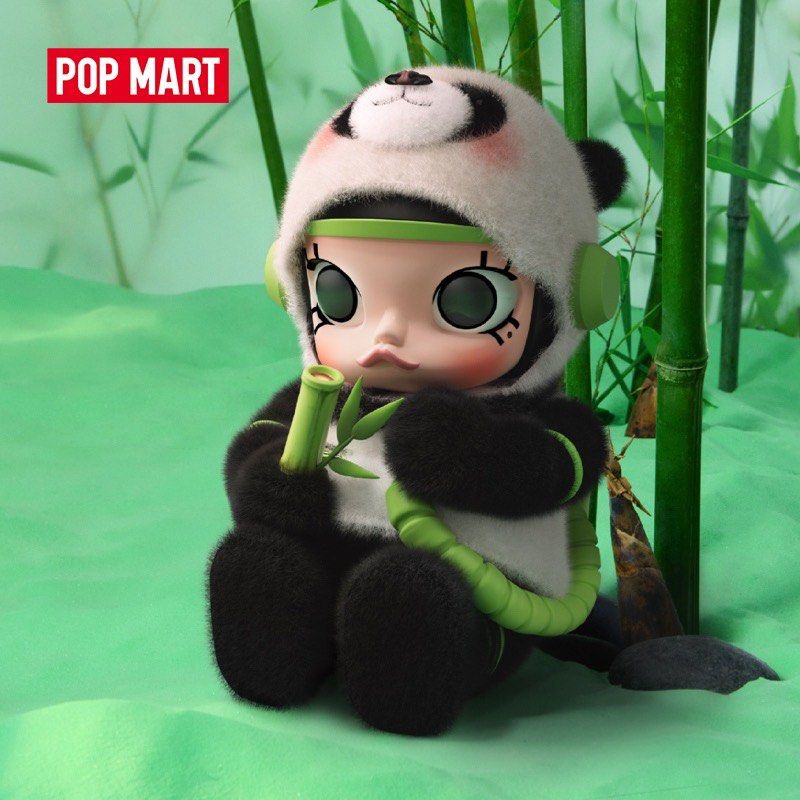POP MART MEGA SPACE MOLLY 400% PANDA SEALED (Category: Designer & Blind Box Toys) located in Quezon City. Submitted by bloometoile35 (Listing ID 1422075122, Image 3). Description: Pop Mart Mega Space Molly 400% Panda Sealed Box Location: Q.C. .