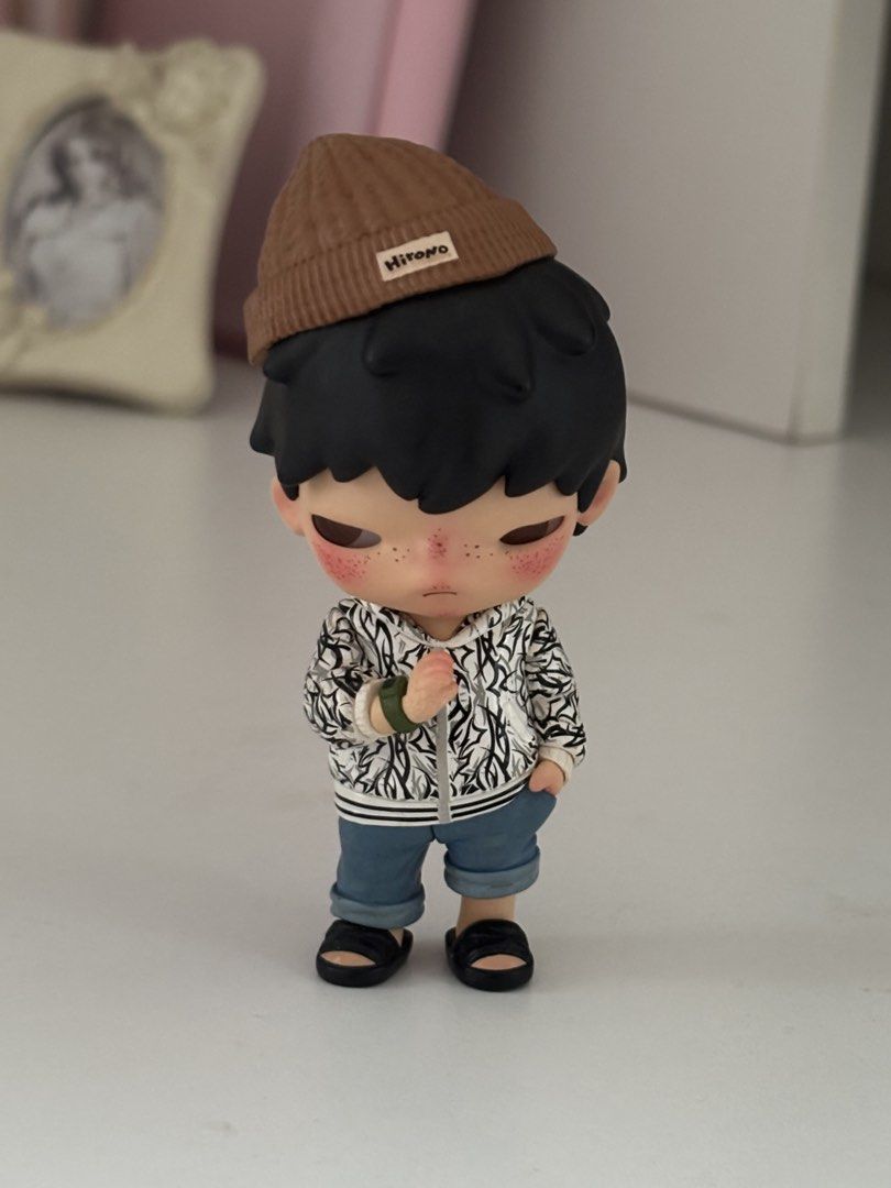 POPMART hirono clot series (alienegra) (Category: Designer & Blind Box Toys) located in Rizal. Submitted by sofaquie (Listing ID 1421973006, Image 1). Description: - loose hirono - comes with his card pm for more details ! .