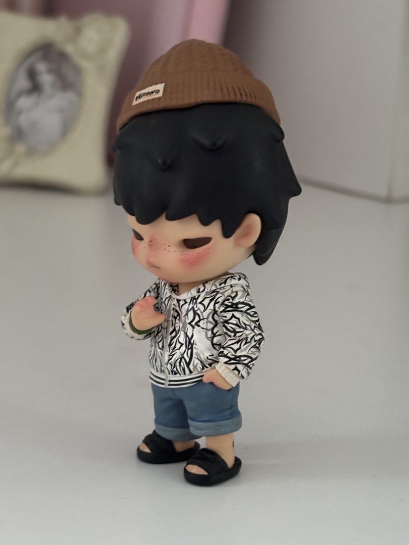 POPMART hirono clot series (alienegra) (Category: Designer & Blind Box Toys) located in Rizal. Submitted by sofaquie (Listing ID 1421973006, Image 2). Description: - loose hirono - comes with his card pm for more details ! .