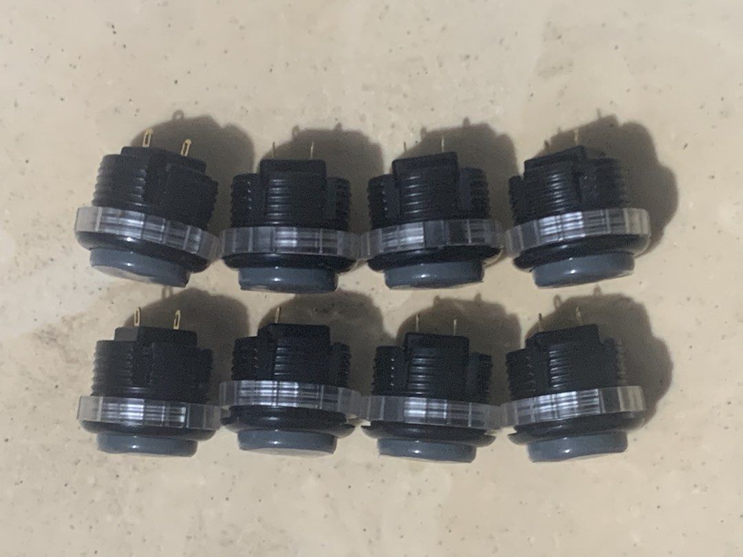 Qanba Gravity LX Solid Grey Black A09 30mm Screw in button set TRADE (Category: Controllers) located in Taguig. Submitted by paradise.collections (Listing ID 1422062003, Image 2). Description: - Qanba Gravity LX Solid Grey Black A09 30mm Screw in button set - Vibrant grey center with black outer ring - Ready for arcade project installation - Standard connector for easy wiring -Open trade to Translucent LX version Pickup at Taguig.