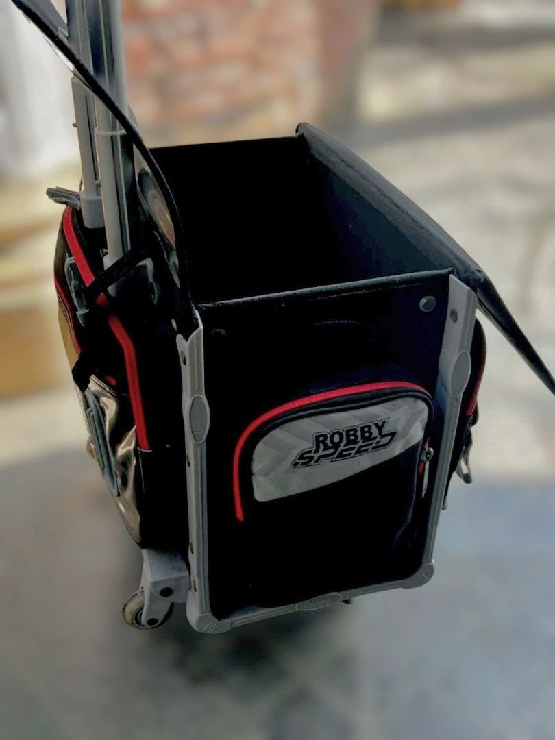 Robby Rabbit Extreme Drive Trolley Bag (Category: Strollers) located in Pulilan. Submitted by littleleonnasgrowingcloset (Listing ID 1420150433, Image 3). Description: half year lang nagamit,pwede sa maselan. dm for more pics..