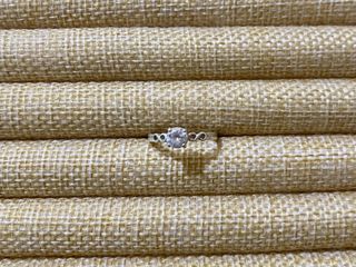 (Category: ) located in . Submitted by silvershineph (Listing ID 1421951773, Image 1). Description: .