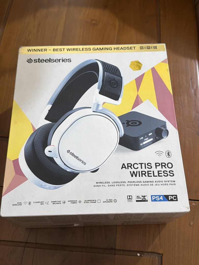 SteelSeries Arctis Pro Wireless Gaming Headset