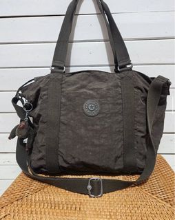 (Kategori: ) berada di . Dikirim oleh efeshop (ID iklan 1421984510, Gambar 1). Deskripsi: .
