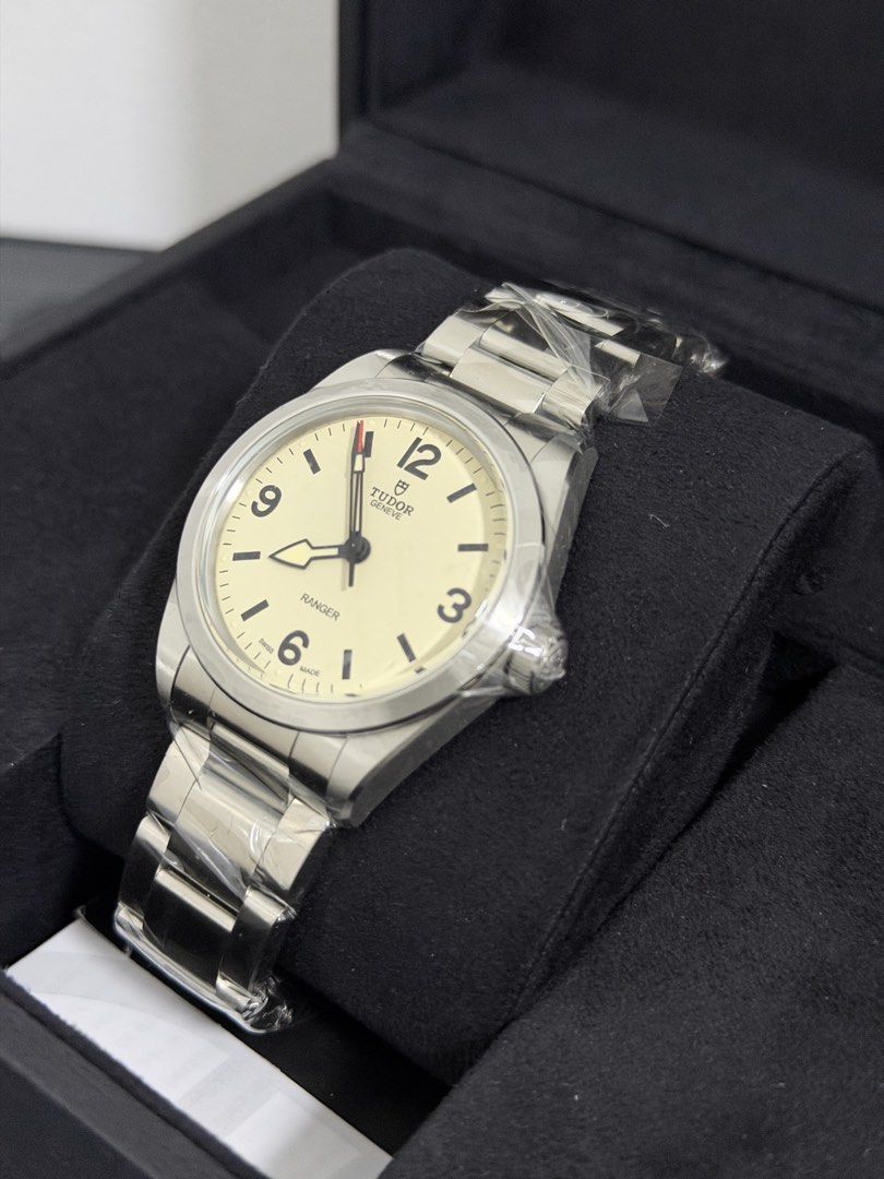 Tudor Ranger Dune (Category: Luxury Watches) located in Manila. Submitted by rhyswatchphil (Listing ID 1422033409, Image 2). Description: Tudor Ranger Dune 36mm Beige domed dial Brand New with stickers Full set Condition 10/10 San Juan City/New Manila QC On hand Other watches available 225,000.