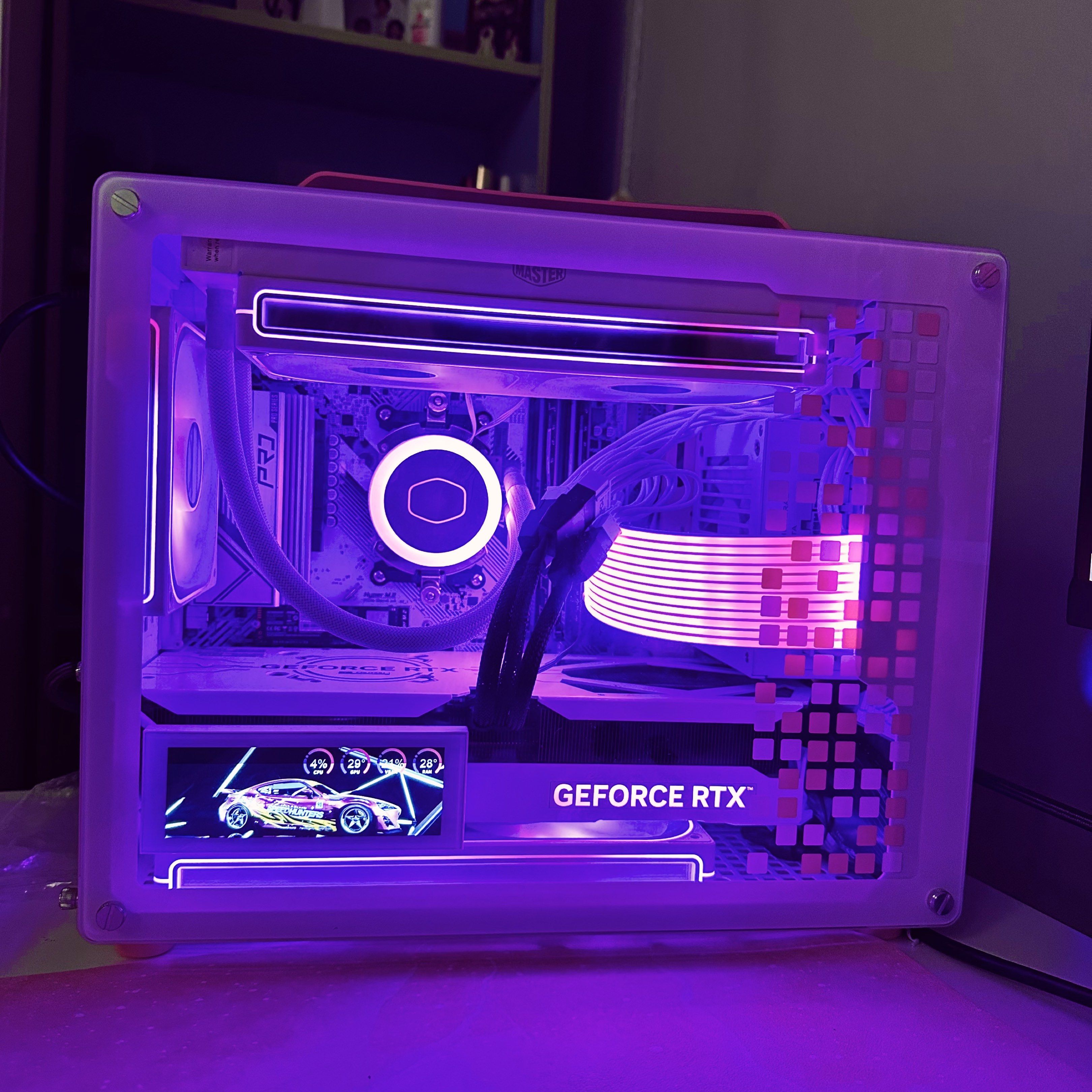 White and Pink Portable Gaming PC65605024713985113