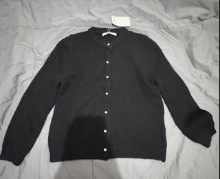 (Category: ) located in . Submitted by xrinh (Listing ID 1422016231, Image 1). Description: .