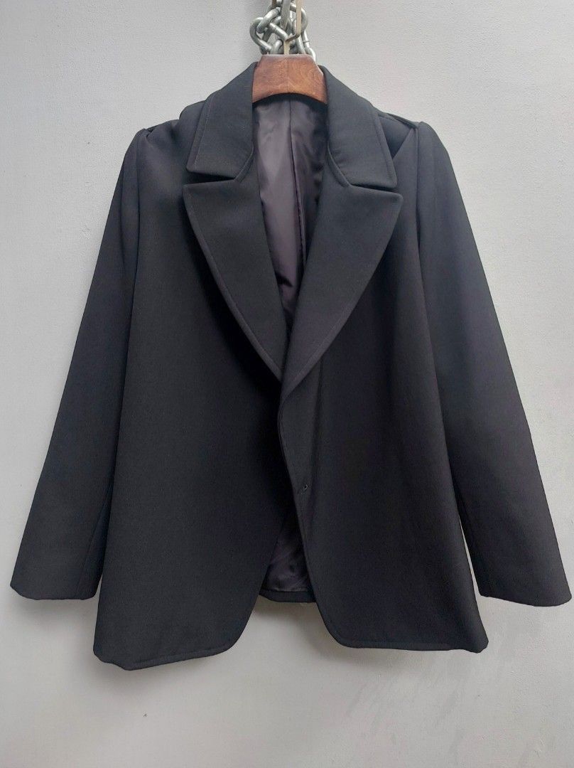 Y's x Yohji Yamamoto Wool Coat (Category: Coats, Jackets and Outerwear) located in Manila. Submitted by plovedmonster (Listing ID 1421950503, Image 2). Description: .