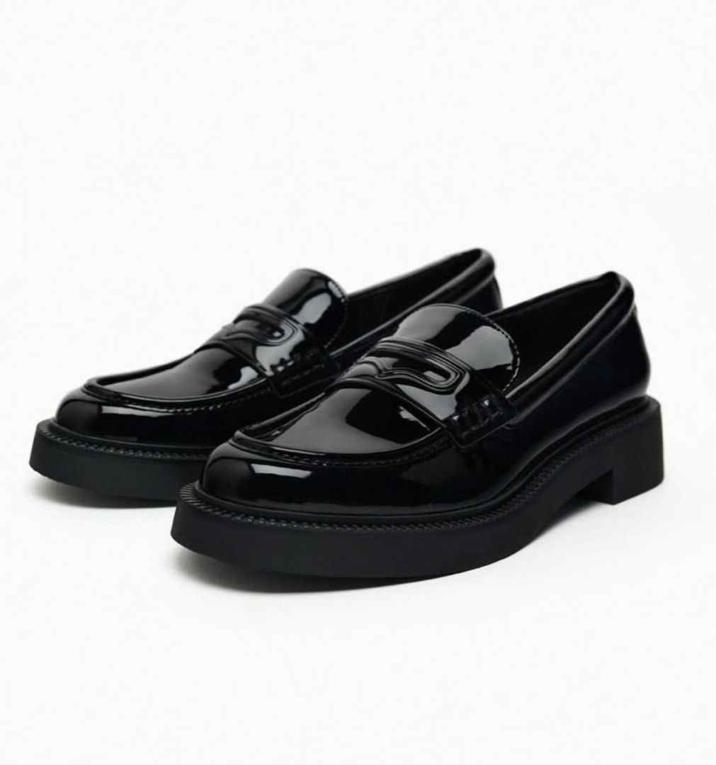 Zara Black Patent Loafers (Size 36) (Category: Loafers) located in Mandaluyong City. Submitted by andi1023 (Listing ID 1421973134, Image 1). Description: Used once for a theatre show. Got this for 2.5k.