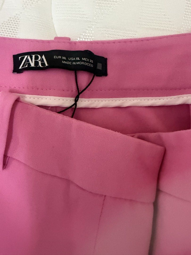 Zara Pink Shorts with Gold Buttons (Category: Shorts) located in Cebu City. Submitted by i_van22 (Listing ID 1421968398, Image 2). Description: - Bought this here for 900 -Zara pink shorts - Gold button detailing - Zipper and hook closure - Size: EUR XL, USA XL, MEX 32 - Made in Morocco.