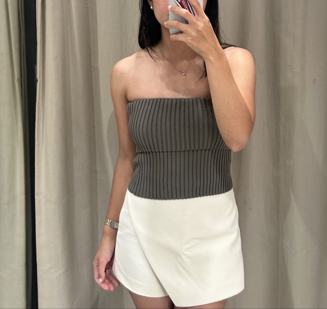 Zara ribbed knit tube top (Category: Sleeveless) located in Quezon City. Submitted by mdlrrr (Listing ID 1421985529, Image 1). Description: Olive green tube top - Ribbed knit design - Pairs well with high-waisted bottoms - Love the quality of this one! Very stretchy so it can fit smaller to bigger sizes. Fits 32-34” bust and 25-27” waist. .