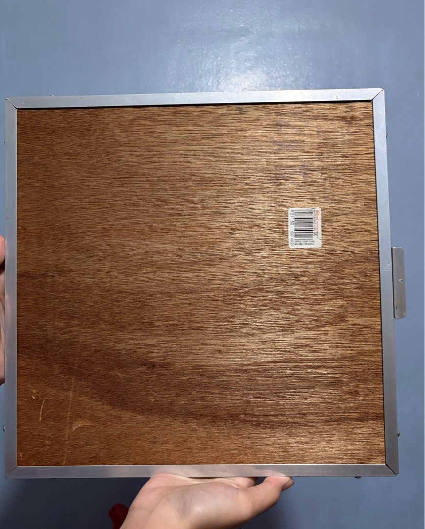 12x12 Whiteboard (Category: Stationery & School Supplies) located in Quezon City. Submitted by savespaces (Listing ID 1422147778, Image 2). Description: 12x12 whiteboard • has minor flaws but still useable • got it for ₱200+ on national book store, price discounted due to flaws • can do same day delivery • rfs: decluttering.