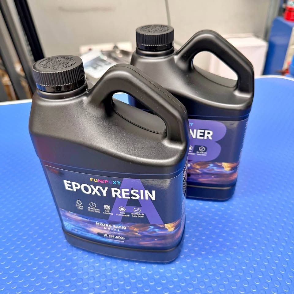 ✅4L epoxy resin (Category: Artworks) located in Dandenong. Submitted by livefox_f92570 (Listing ID 1422133721, Image 1). Description: New in Box Pickup from warehouse location in Dandenong open from 10am to 6pm Monday, Thursday and Friday 11:30am-6pm Tuesday and Wednesday 10am-4pm Saturday and Sunday or Doncaster by arrangement 🛒 More models & online orders: https://thepickupshop.com.au/collections/all?page=4 .