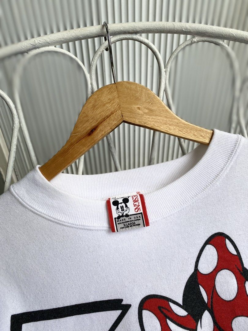 90's Disney Minnie Mouse Crewneck (Category: Tshirts & Polo Shirts ) located in Cabanatuan. Submitted by roundtwothrift (Listing ID 1422149197, Image 3). Description: 90's Disney Minnie Mouse Crewneck Excellent Condition Disney Tag Boxy Fit 80% Polyester 80% Cotton Made in USA Size: XL (Measurements) 24 in (pit to pit) 26 in (shoulder to hem) DM TO PURCHASE.