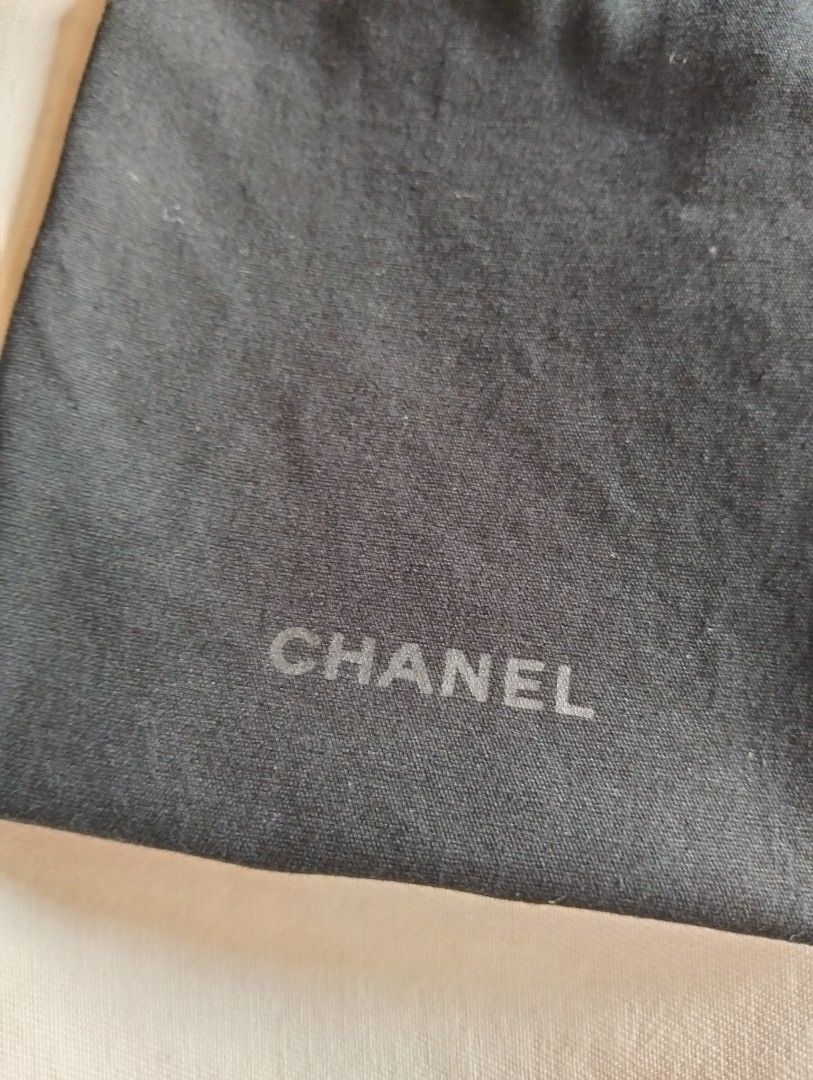 Authentic Chanel dust bag dustbag for accessories (Category: Luxury Accessories) located in Zamboanga. Submitted by luxuryaccessories_ella.2022 (Listing ID 1422094035, Image 2). Description: 👉 Authentic 👉good for jewelries 👉 already wash 👉add sf 👉Loc po is Mindanao 👉 shipping thru J &T add 85 sa sf 👉MOP:Gcash or BPI.