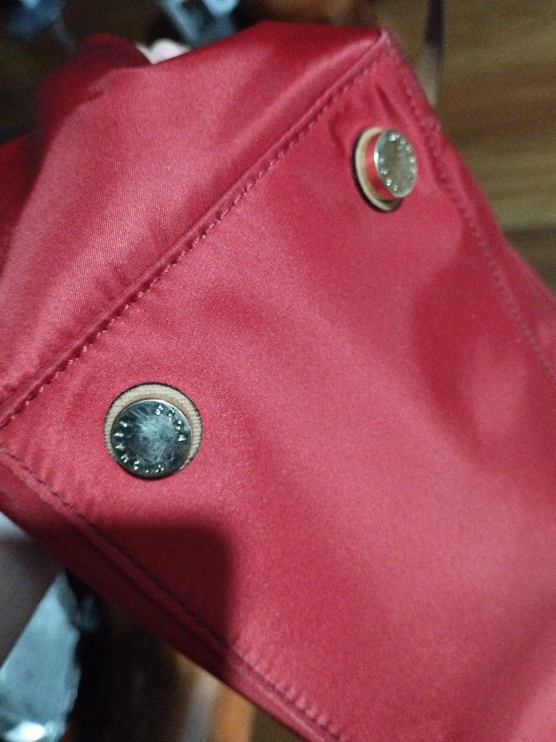 Authentic Michael kors tote (Category: Luxury Bags & Wallets) located in Bulacan. Submitted by shoppingact (Listing ID 1254847266, Image 2). Description: used 5x max as diaper bag. naka bend ung strap and my opening na sa tahi. selling as is. please refer to the pictures. final sale. GUARANTEED AUTHENTIC. From US base san diego binili. no return no exchange..