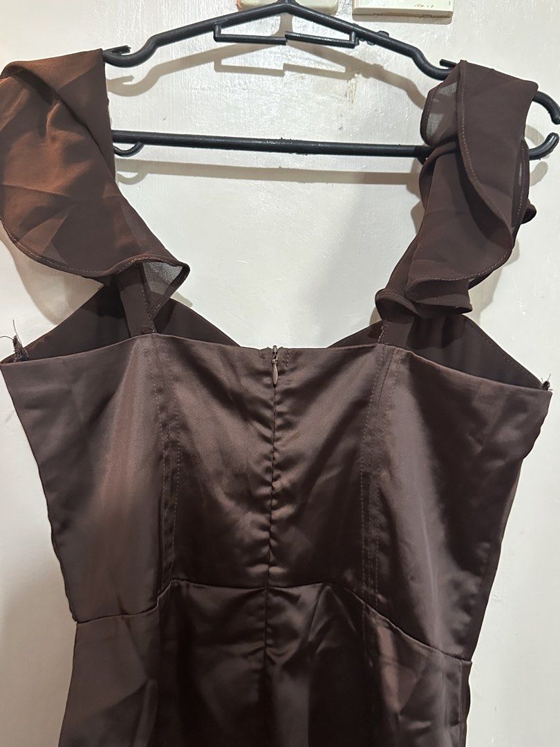 Brown Satin Corset Dress (Category: Dresses) located in Tuguegarao City. Submitted by heartdeclutters (Listing ID 1422122215, Image 2). Description: - Love, ARA Brown Satin Corset Dress - Luxurious satin fabric - Flattering corset design - Ruffle strap detail.